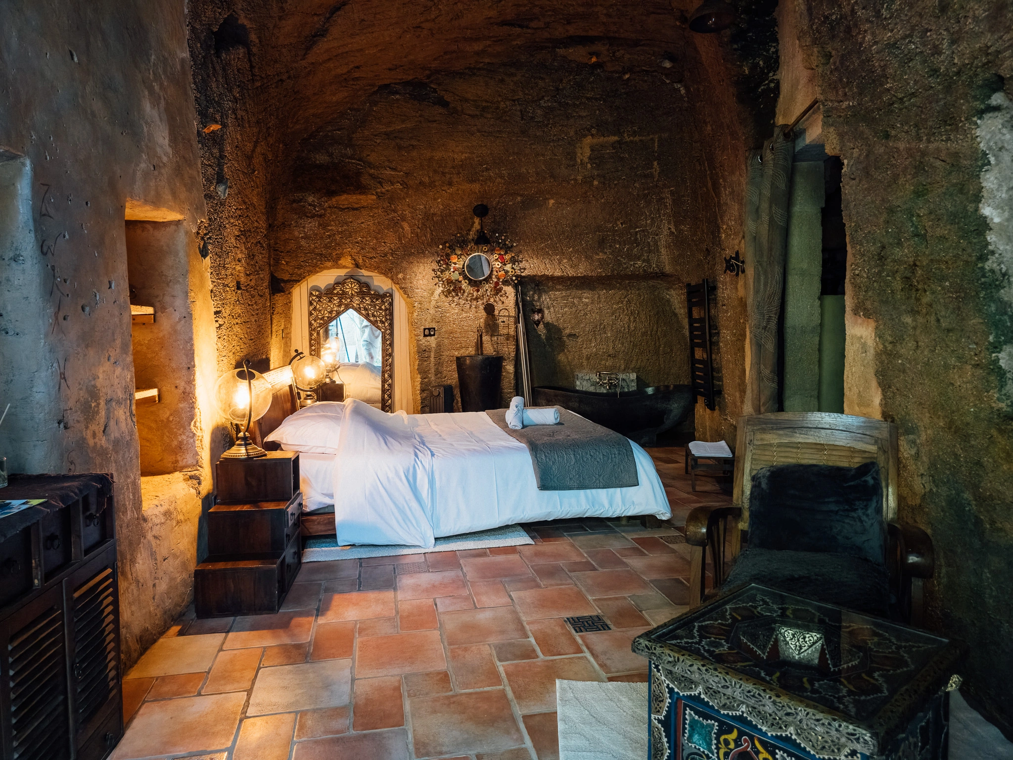 Intérieur de la chambre Le Cocon - Les Voûtes Oubliées